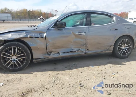 2015 Maserati Ghibli z USA, uszkodzony, nr VIN ZAM57XSA8F1137251